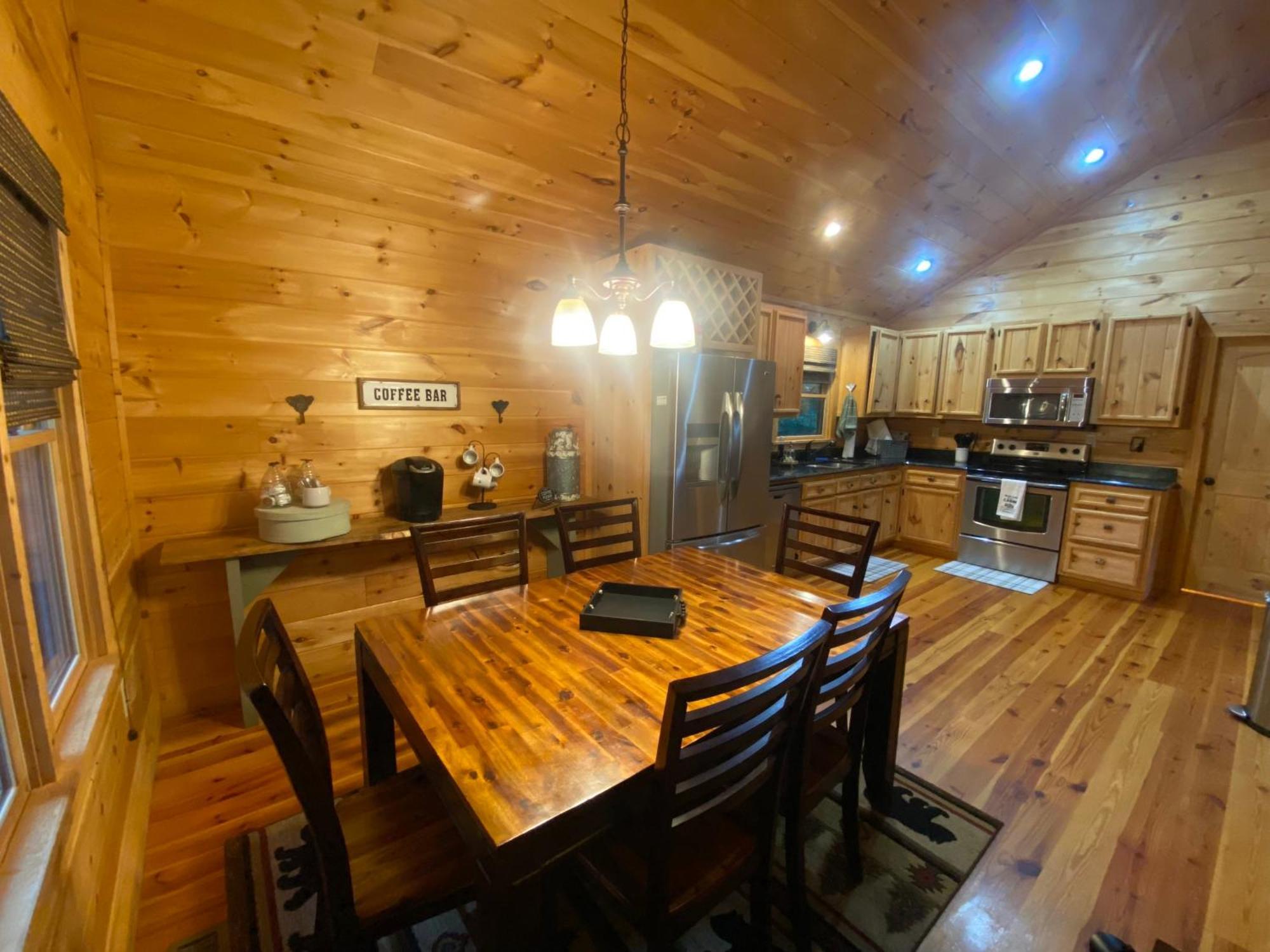 The Cozy Lazy Laurel With Year-Round Mountain Views, Hot Tub, Fire Pit Villa Cherry Log Exterior photo
